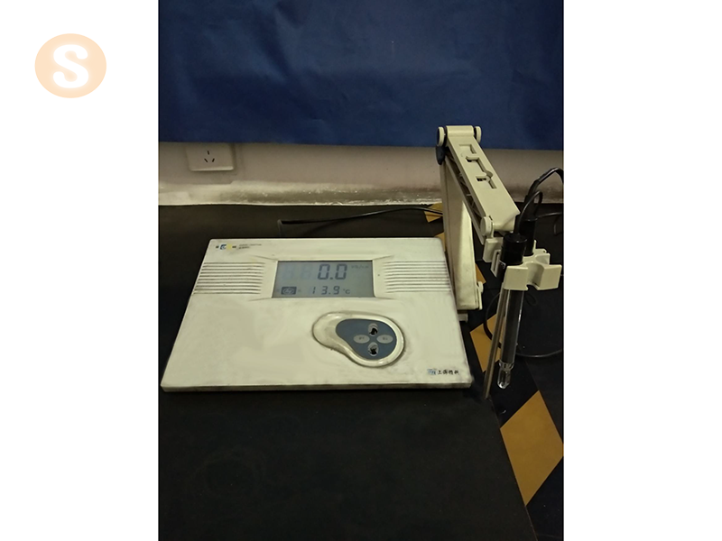 電導(dǎo)率測(cè)試儀