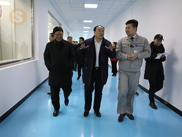 2019年2月12日　當(dāng)時遼寧省錦州市委書記王德佳さんが當(dāng)社の創(chuàng)惠工場を視察 